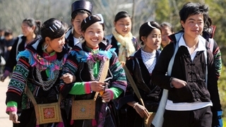 Costumes of Mong people in Sa Pa