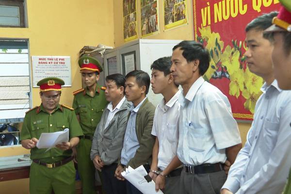 Nguyên chủ tịch phường và 4 nhân viên bị bắt vì sai phạm đất đai