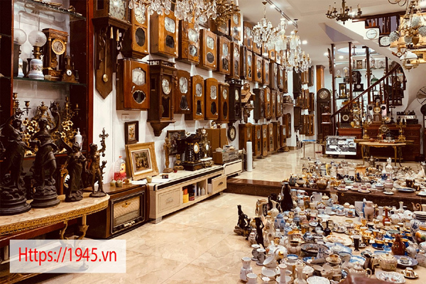 Cửa hàng 1945.vn - điểm hẹn của người say mê đồng hồ cổ