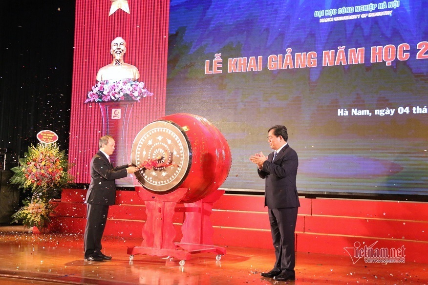Trường ĐH Công nghiệp Hà Nội khai giảng năm học 2020-2021
