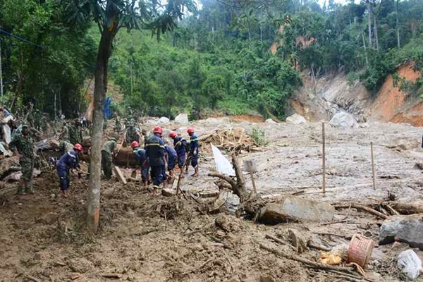 Chuyên gia chỉ lý do gây sạt lở Trà Leng vùi 8 người chết, 14 người mất tích