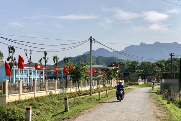 Nông thôn mới ở Hòa Bình ngày càng thêm mới