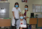 Trao hơn 63 triệu đồng đến em Vũ Đức Thuận bị ung thư xương