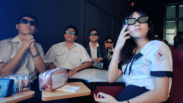 High school uses 3D technology to teach maths