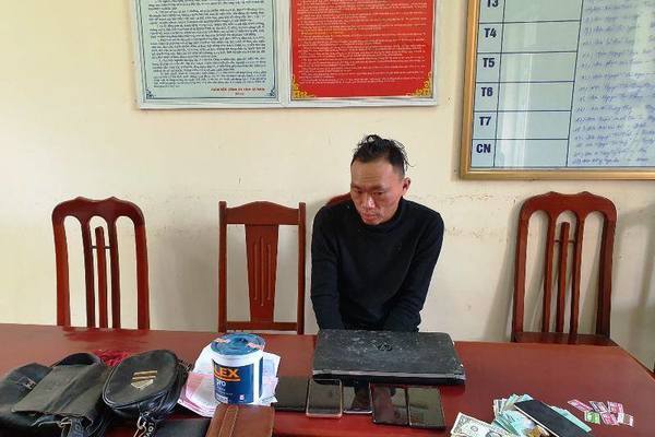 Siêu trộm vỏ bọc “cô đồng” đột nhập 30 nhà dân từ Nghệ An ra Hà Nội