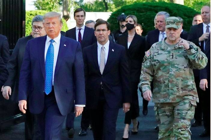 Ông Trump liên tiếp thua 3 vụ kiện bầu cử trong một ngày