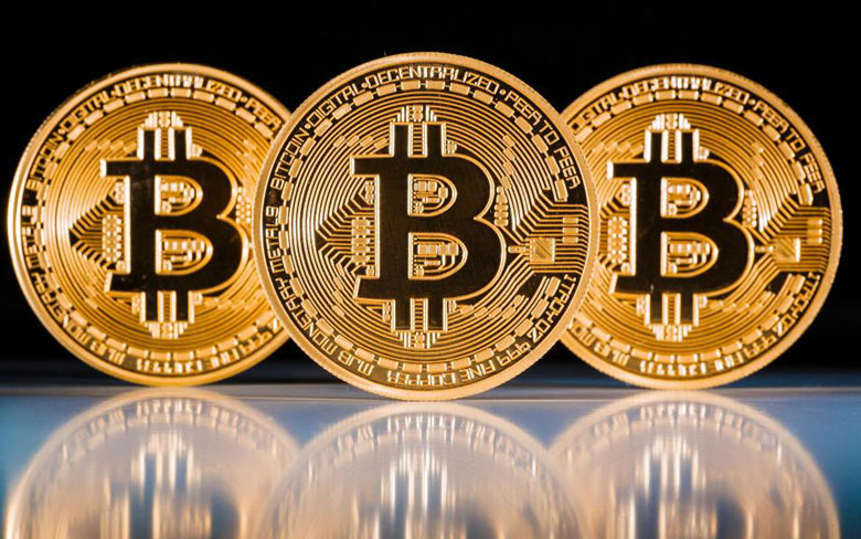 Giá Bitcoin tăng vọt, tiến sát ngưỡng 16.000 USD/đồng