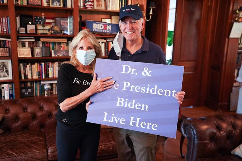 Bức ảnh ăn mừng chiến thắng của gia đình ông Joe Biden