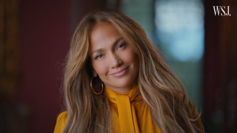 Jennifer Lopez được vinh danh là biểu tượng Pop của năm