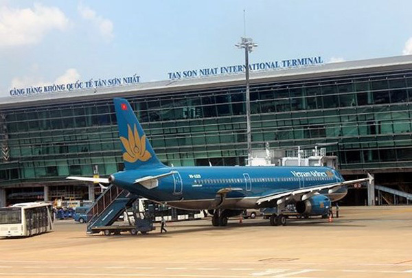 Tan Son Nhat Airport to perform traffic separation from November 14