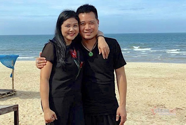 U60, NSND Thanh Ngoan an vui bên chồng kém 7 tuổi