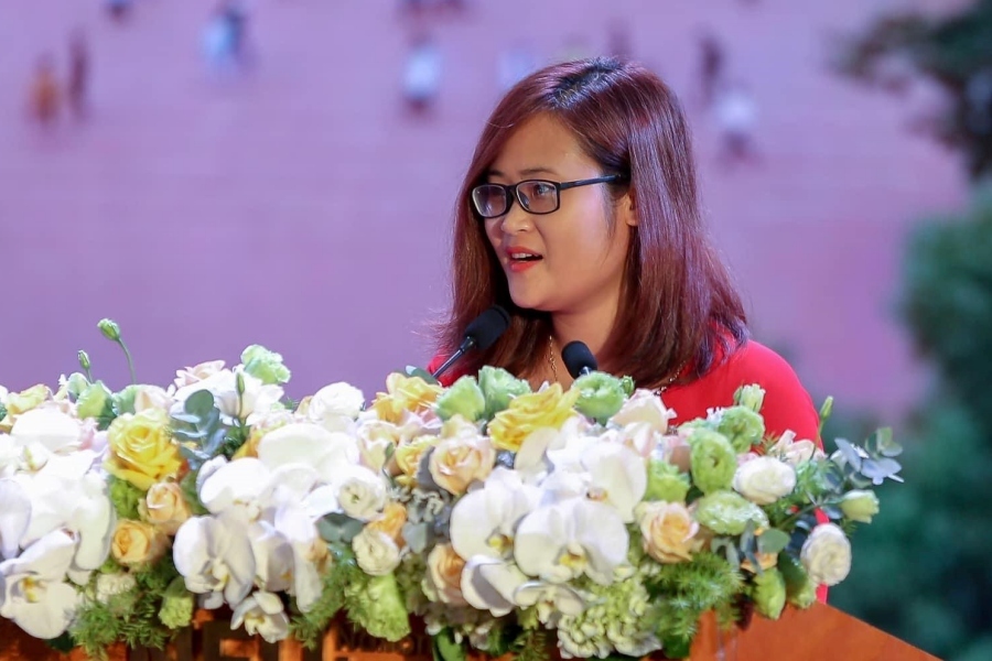 Cô giáo Việt đầu tiên vào top 10 giáo viên toàn cầu nhận bằng khen của Thủ tướng