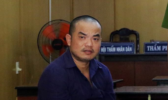 Đại gia Việt chiếm đoạt 'núi tiền' rồi bỏ trốn, có người ôm 160 tỷ trốn cùng bạn trai