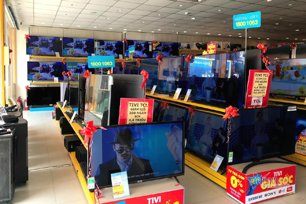 Giá TV tại Việt Nam giảm tới 50% trong ngày lễ độc thân