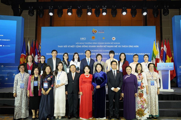 Hội nghị thượng đỉnh doanh nhân nữ ASEAN và các 'nữ tướng' Việt