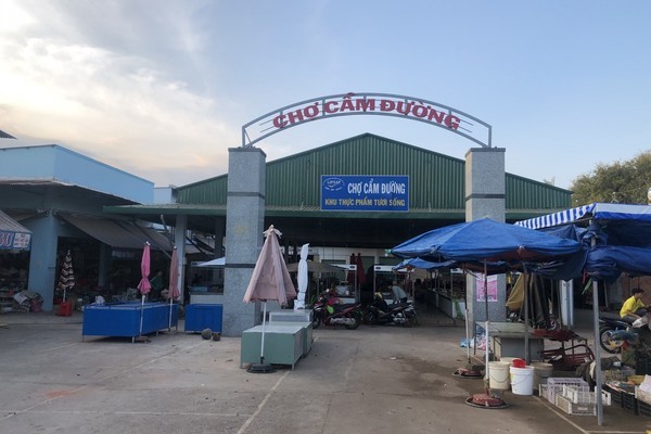 Nông thôn mới Cẩm Đường ngày càng “xanh-sạch-đẹp”