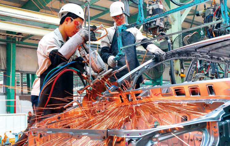 Vietnam to change tax, customs policy to encourage automobile industry