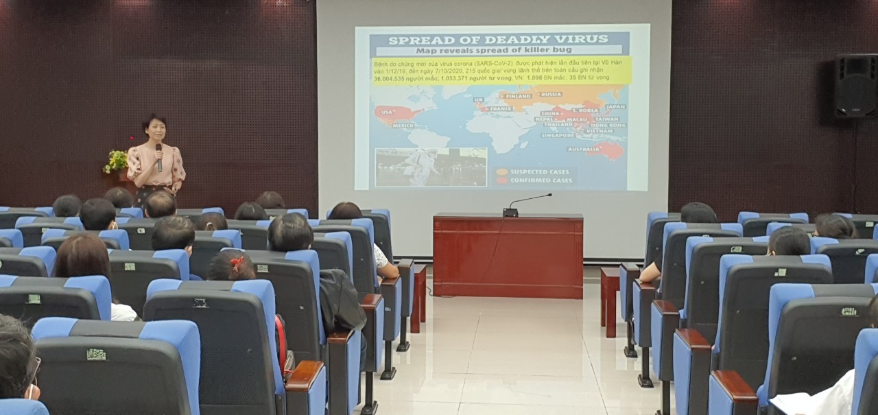 Đà Nẵng: Bác sĩ chia sẻ kinh nghiệm phòng và kiểm soát dịch Covid-19