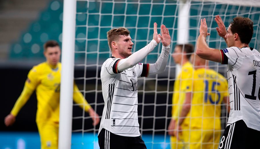 Timo Werner lập cú đúp, Đức chiếm ngôi đầu bảng