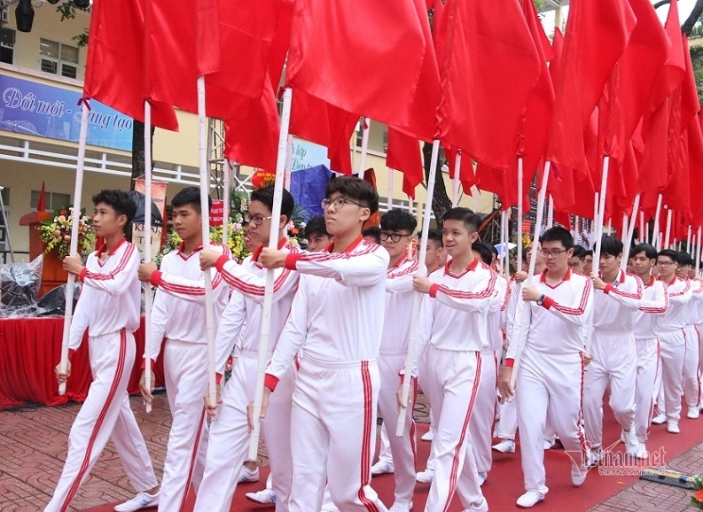 Trường THPT Yên Hòa kỷ niệm 60 năm thành lập
