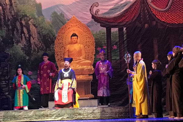 Lan toả thông điệp về những điều tử tế, việc thiện trên sân khấu kịch