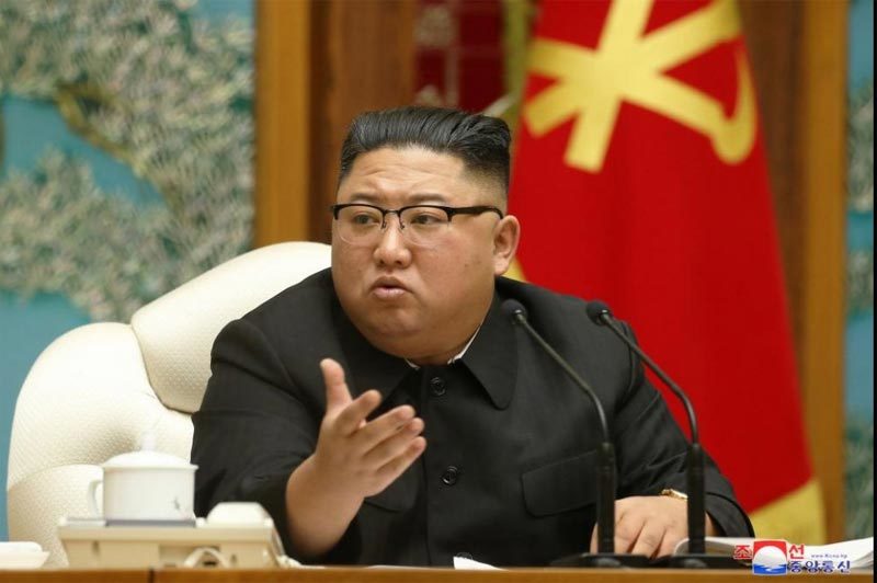 Kim Jong Un bất ngờ tái xuất, yêu cầu chống Covid-19 quyết liệt hơn