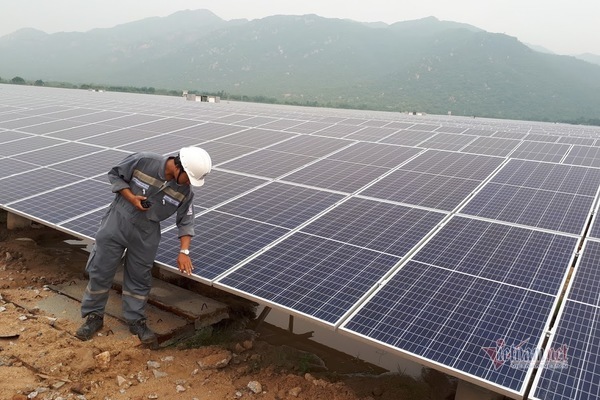 solar panel cycle