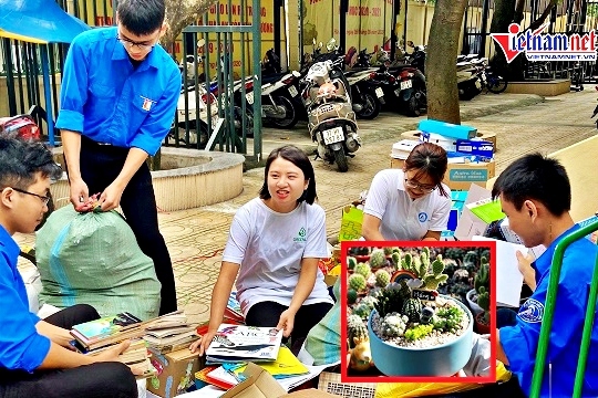 Nhóm bạn trẻ đổi hàng nghìn cây xanh lấy 130 tấn rác