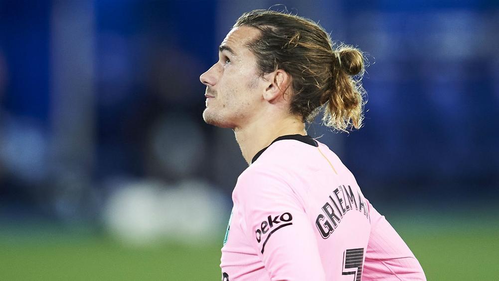 MU đổi Pogba lấy Dembele, Griezmann tức giận Barca