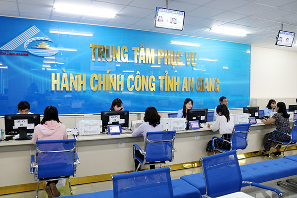 Cải cách hành chính và thanh kiếm thần triển khai