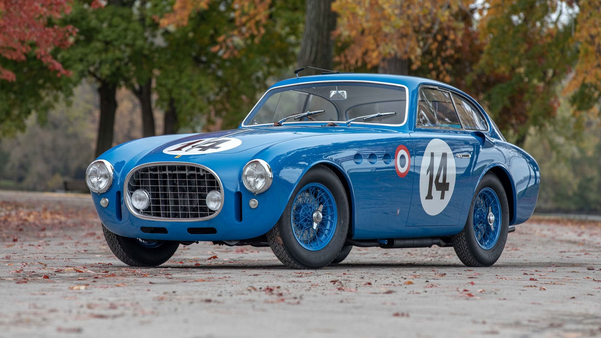 Siêu xe của hiếm Ferrari 340 America 1952 từng được rao bán chỉ 200 USD