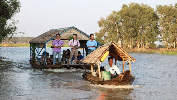 Mekong Delta provinces explore ways to drag tourism out of slump