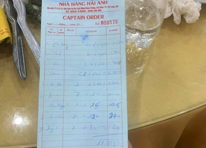 Ăn 6 kg cua mất 5 triệu, khách tố nhà hàng Quảng Ninh chặt chém
