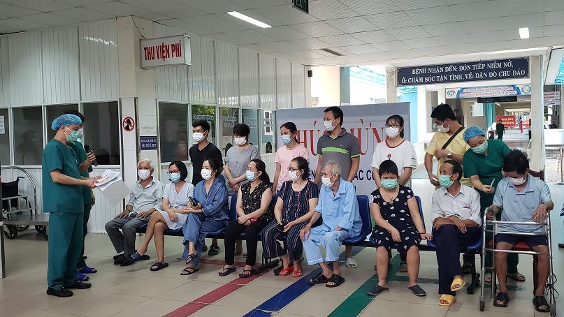 Việt Nam điều trị thành công cho 1.063 bệnh nhân Covid-19