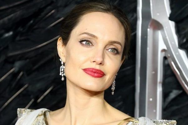 Angelina Jolie đạo diễn phim về phóng viên chiến trường từng chụp ở Việt Nam