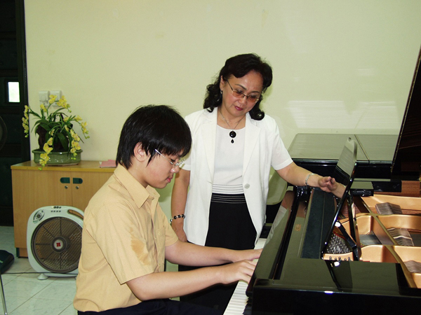 GS Trần Thu Hà: suốt cuộc đời chỉ muốn làm một nhà giáo dạy piano