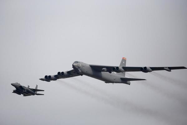 Mỹ triển khai nhiều ‘pháo đài bay’ B-52 tới Trung Đông