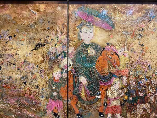 Hang Trong folk painting exhibition lures Hanoi visitors