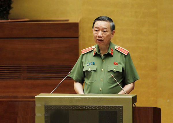 New laws to handle fake news online