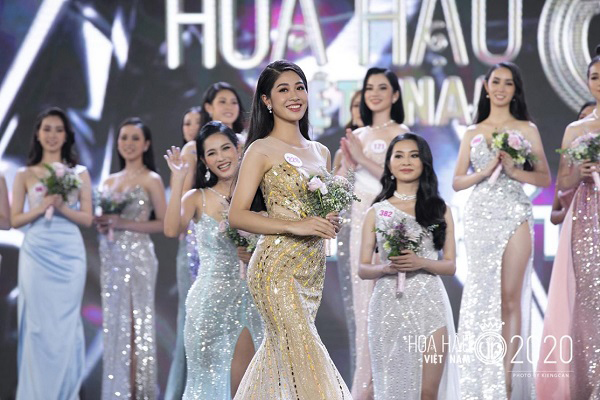 Nhan sắc xinh đẹp của tiếp viên Vietjet tại các cuộc thi hoa hậu