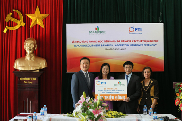 PTI tiếp tục đầu tư công nghệ cho nhiều trường học