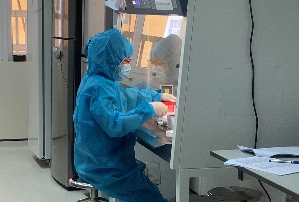 343 người tiếp xúc với chuyên gia Hàn Quốc đều âm tính với  SARS-CoV-2