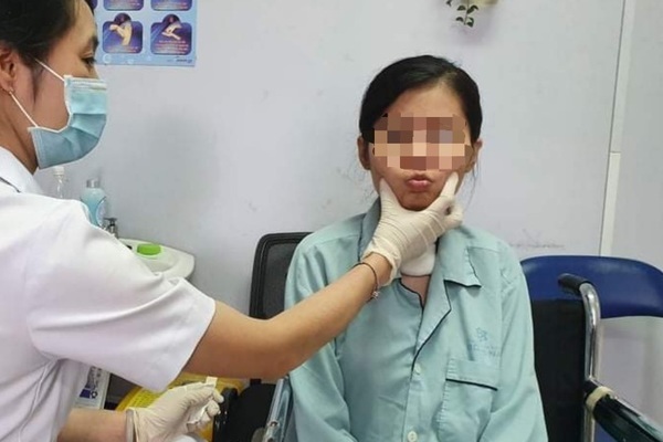Bệnh nhân ngộ độc pate Minh Chay nặng nhất xuất viện