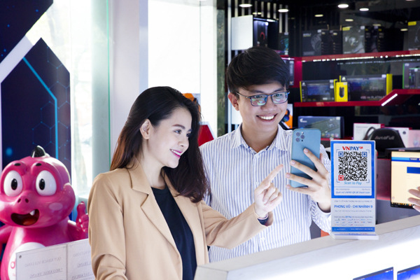 Cuối năm, thanh toán VNPAY-QR dễ trúng xe, trúng nhà