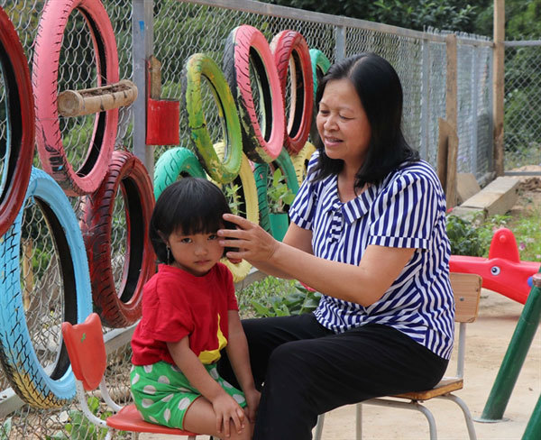 Teacher faces hardship at school in remote area