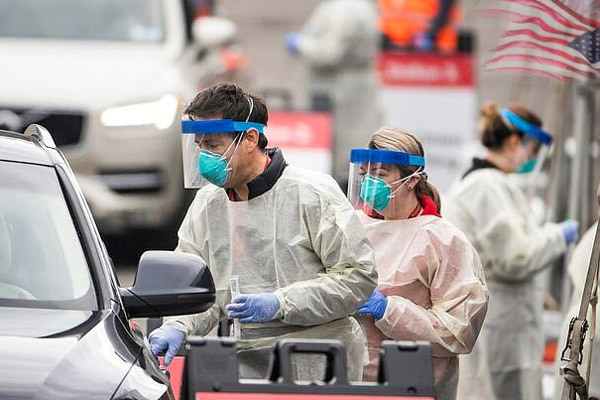 Triều Tiên đóng cửa thủ đô, Mỹ họp khẩn vì vắc-xin Covid-19