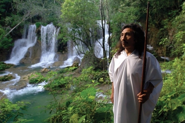 Kỳ lạ bộ tộc trong rừng sâu - nơi một người đàn ông có thể lấy tới 4 vợ