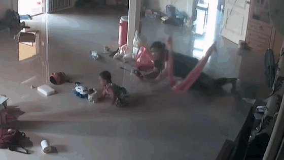 Linh cảm kỳ diệu của người mẹ và màn cứu con ngoạn mục