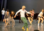 Contemporary dance show performed in Hanoi