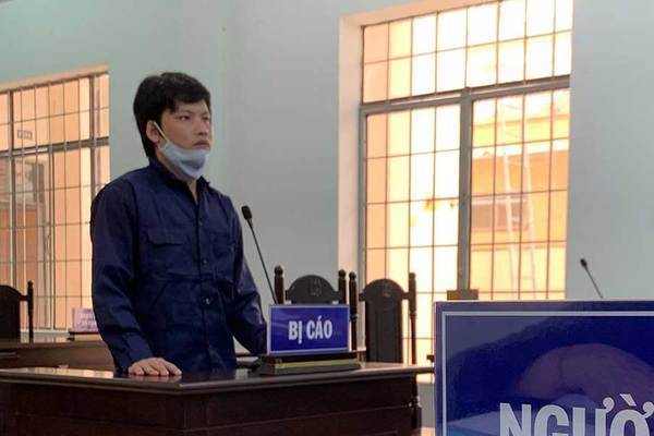 Xâm hại con riêng của vợ hờ, bị em nạn nhân quay clip làm bằng chứng